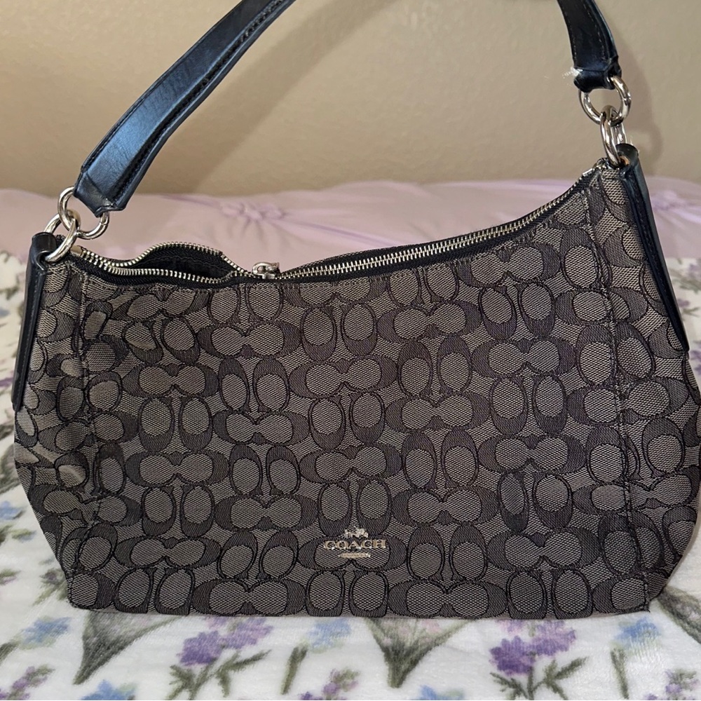 Coach Black and Gray Signature Shoulder Bag - Picture 2 of 4